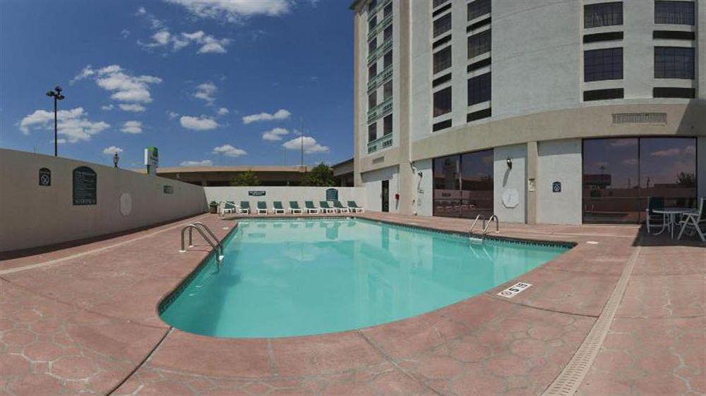 Wyndham Garden Wichita Downtown Hotel Luaran gambar