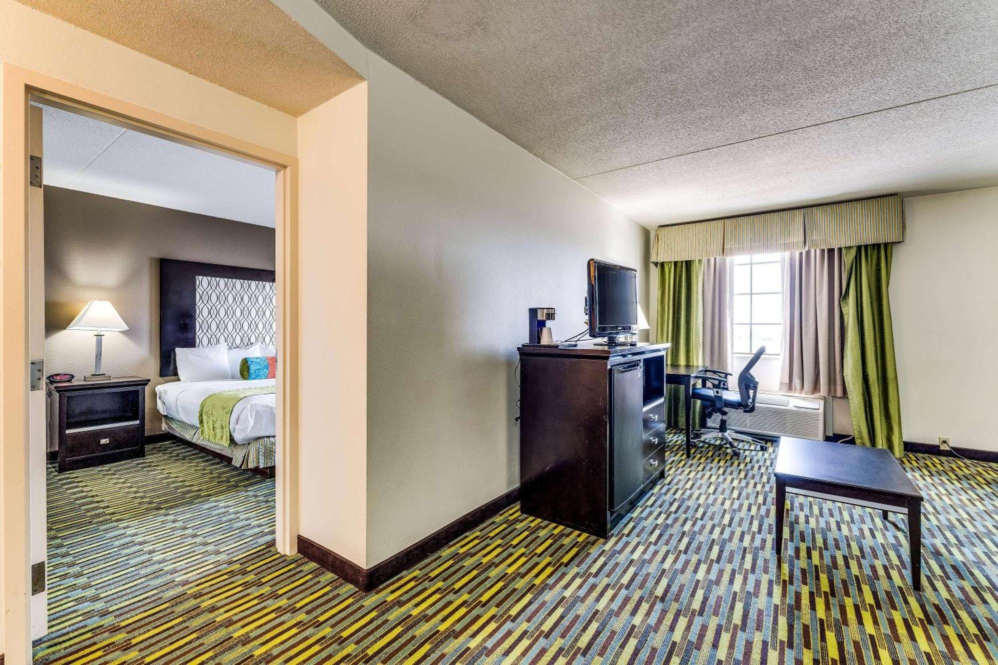 Wyndham Garden Wichita Downtown Hotel Luaran gambar