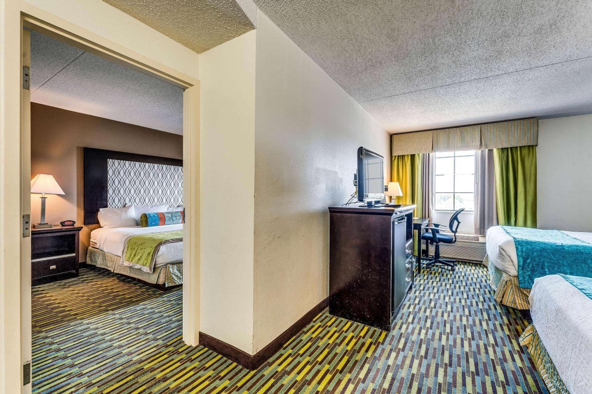 Wyndham Garden Wichita Downtown Hotel Luaran gambar